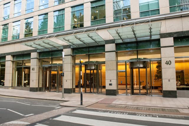 HCA UK Canary Wharf